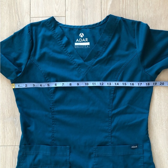 Adar Pro Scrub Short Sleeve Top Women’s Size S - Picture 8 of 9